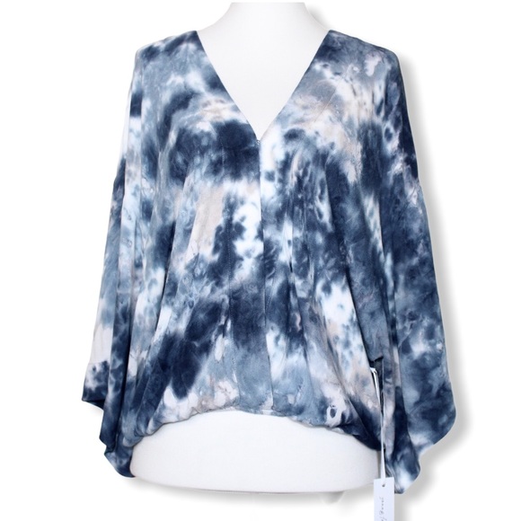 Young Fabulous & Broke Tops - Young Fabulous & Broke Blue Tie Dye Kimono Top Med
